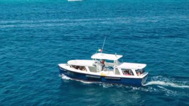 Cabo San Lucas Meksika Kıyıları Boyunca İhale Tekne Popüler Liman turistler alarak