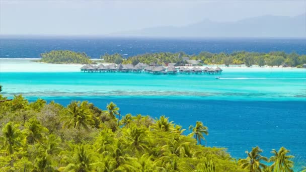 Bora Bora Tropical Medium Lagoon Scene Met Water Bungalows Exotische — Stockvideo