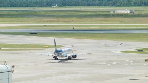 Aeromexico Connect Embraer Erj 190 Kommerzieller Passagierjet Rollte Einem Sonnigen — Stockvideo
