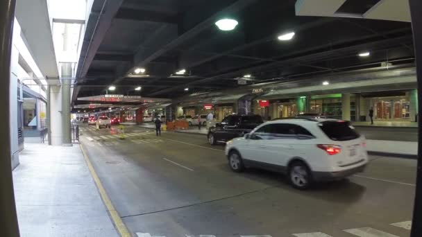 뉴올리언스 루이스 암스트롱 Msy 자동차 터미널 — 비디오