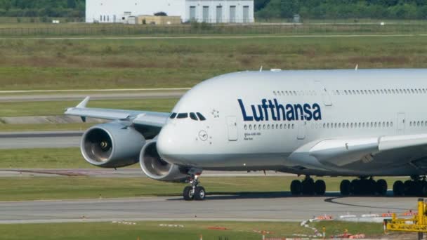 Lufthansa Airlines Airbus A380 841 Nevű New York Gurító Közelkép — Stock videók