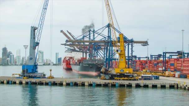 Cartagena Columbia Commerciële Scheepvaart Industrie Scène Wide Shot Met Een — Stockvideo