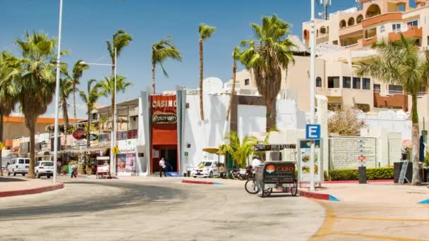 Cabo San Lucas Mexico Casino Gebouw Exterieur Straat Met Passerende — Stockvideo
