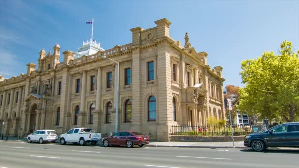 Museu Tasmânia Galeria Arte Hobart Austrália Edifício Exterior Com Veículo — Vídeo de Stock