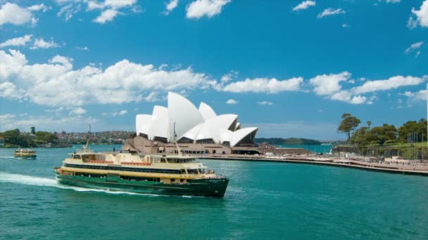 Avustralya Mükemmel Güneşli Hava Sırasında Opera Binası Geçen Sydney Harbour — Stok video