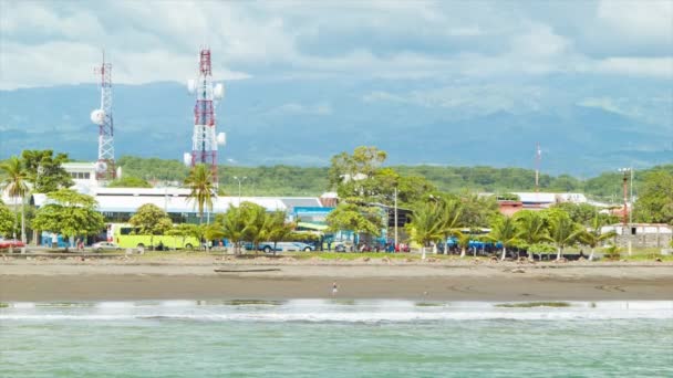 Spiaggia Locale Puntarenas Costa Rica Circondata Una Vibrante Scena Naturale — Video Stock