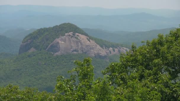 View Looking Glass Rock Seen Overlook Blue Ridge Parkway Inglés — Vídeos de Stock