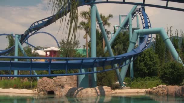 Manta Flying Steel Roller Coaster Seaworld Adventure Park Orlando Florida — Video Stock