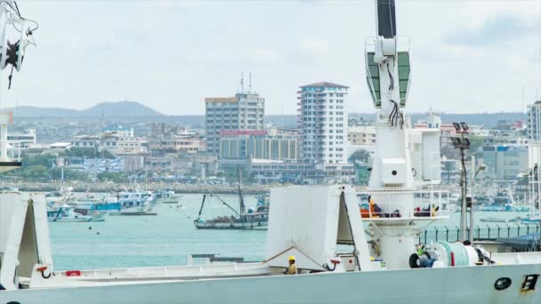 Manta Ecuador Stad Utkanter Med Oceanfront Building Exteriörer Nära Den — Stockvideo