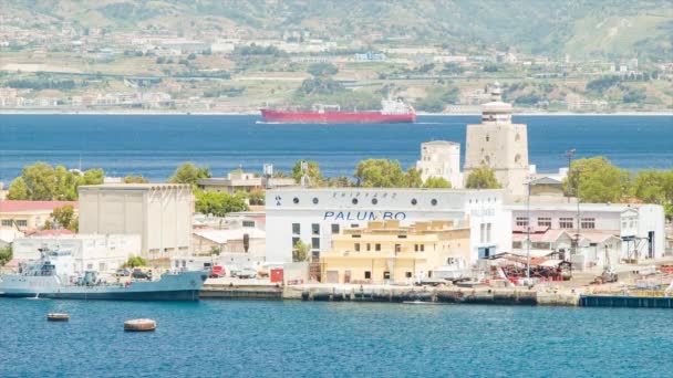 Messinai Szoros Szicília Sziget Olaszország Között Tompított Olaj Cargo Konténer — Stock videók