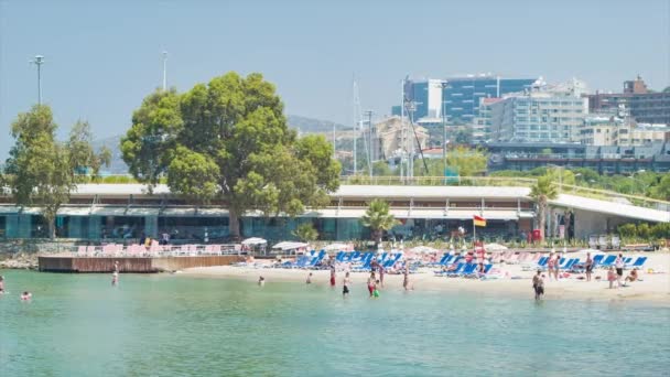 Kusadasi Turchia Marina Spiaggia Pubblica Con Persone Che Nuotano Nel — Video Stock