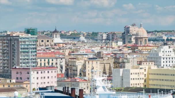 Panning Metropolitan City Naples Italy Old Historical Italian Buildings Sunny — Vídeo de Stock