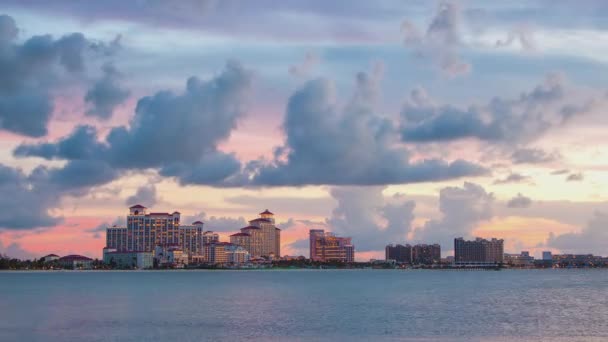 Sunset Timelapse Resort Hotels Goodman Bay Nassau Bahamas Fast Moving — стоковое видео