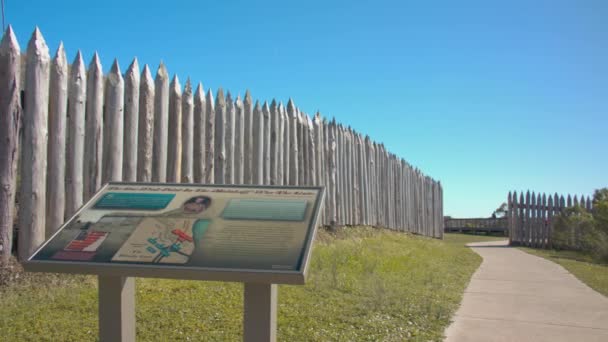 Fort Fisher Občanská Válka Hraniční Brána Historické Atrakci Slunečného Dne — Stock video