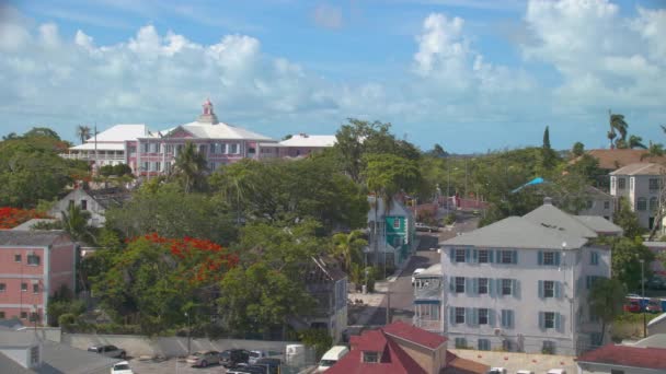 Vista Sobre Centro Nassau Bahamas Con Los Exteriores Del Edificio — Vídeos de Stock