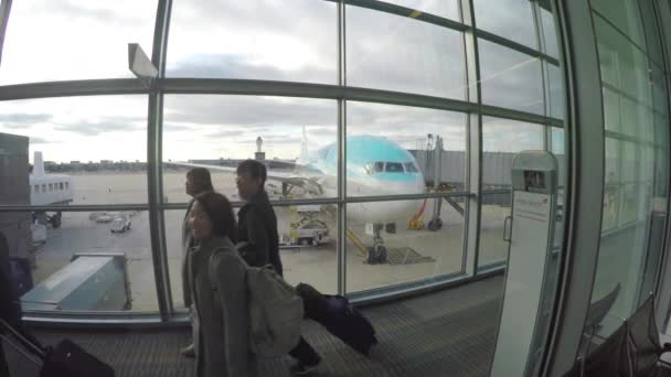 Washington Korean Air Lines Boeing 777 Stationné Aéroport International Dulles — Video