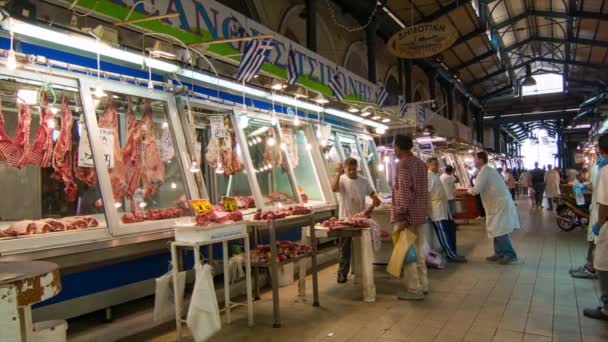 Atenas Grécia Mercado Central Interior Close Cena Carniceiros Carniceiros Carcaças — Vídeo de Stock