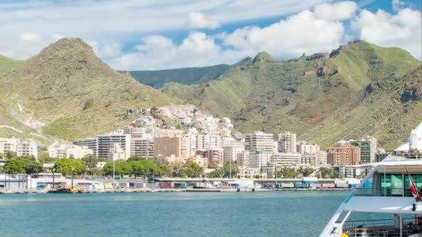 Tenerife Kanarya Adası Dağ Sahnesi Güneşli Bir Günde Şehir Binaları — Stok video