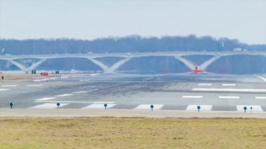 Alaskan Airlines Boeing 737 Washington Dc Ronald Reagan Ulusal Havaalanı Dca Pist Üzerinde Yakın Çekim Lastik Duman Hard Landing