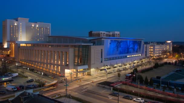 Raleigh Convention Center Külső Timelapse Sunset Gyors Mozgó Forgalom Downtown — Stock videók