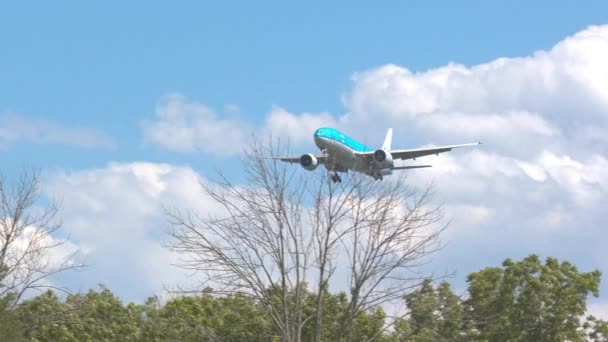 Washington Klm Boeing 777 200Er Jet Airliner Aproximación Final Aeropuerto — Vídeos de Stock