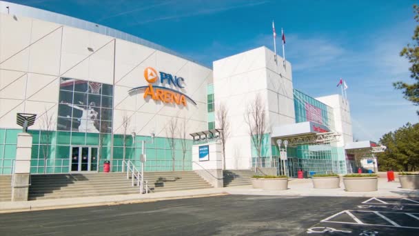 Pnc Arena Критий Спорт Концертний Майданчик Ролі Північна Кароліна Будівлі — стокове відео