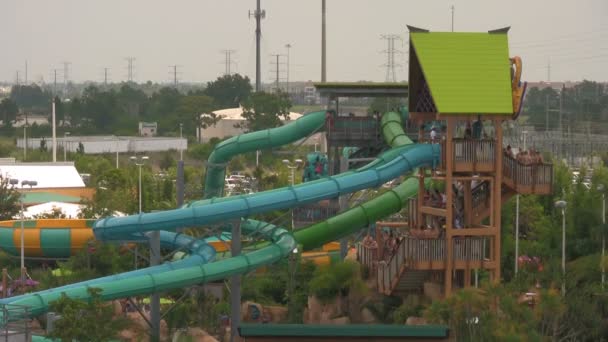 Imagens Pessoas Passando Tempo Parque Aquático — Vídeo de Stock