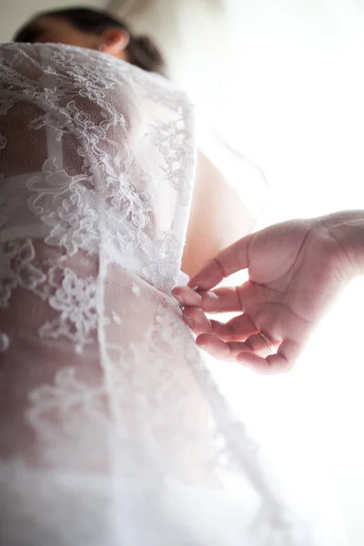 Suknia ślubna z zapięciem. — Zdjęcie stockowe