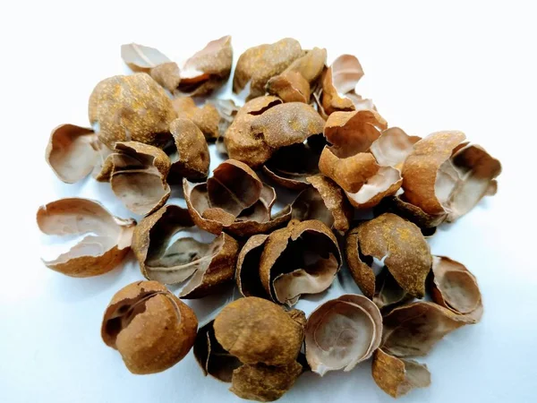 Beyaz arka planda izole nohut derisi bir resim