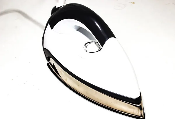 Demir ütü makinesi resmi.