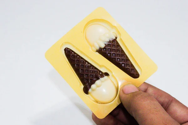 Immagine Cono Cioccolato Con Sfondo Bianco — Foto Stock