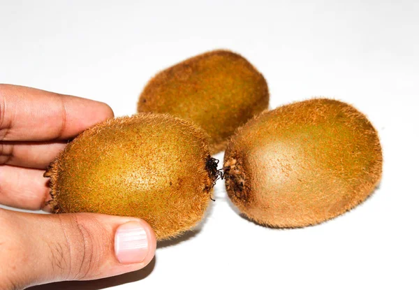 Seçici odaklı bir kivi resmi