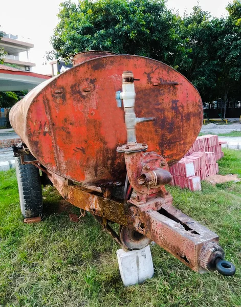 A picture of water tanker with blur background