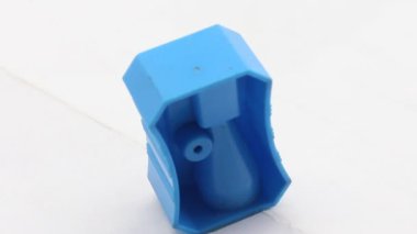 Seçici odaklı beyaz arkaplanda keskinleştirici