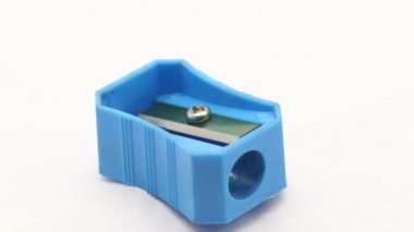 Seçici odaklı beyaz arkaplanda keskinleştirici