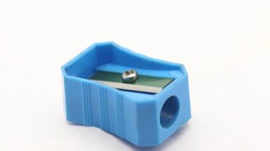 Seçici odaklı beyaz arkaplanda keskinleştirici