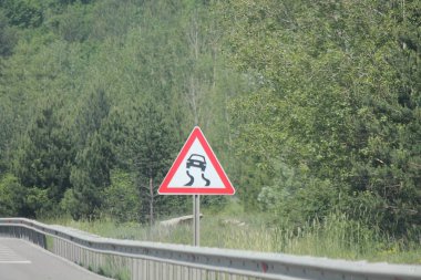 yol fotoğraf işareti