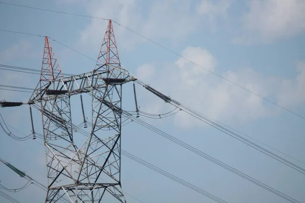 Poteaux Électriques Haute Puissance Dans Zone Urbaine Reliée Réseau Intelligent — Photo