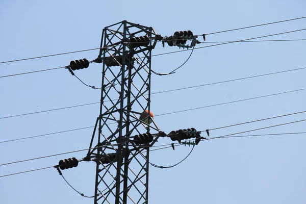 Postes Electricidad Alta Potencia Área Urbana Conectados Red Inteligente Suministro —  Fotos de Stock