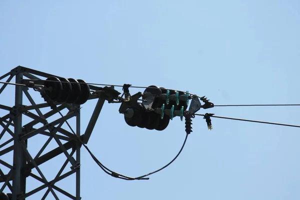 Poteaux Électriques Haute Puissance Dans Zone Urbaine Reliée Réseau Intelligent — Photo