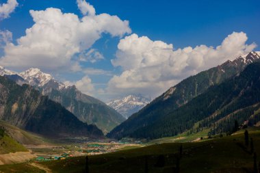 Güzel dağ manzarası devletin Sonamarg, Jammu ve Keşmir, Hindistan
