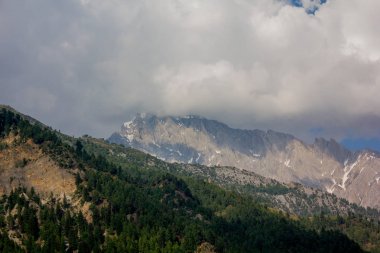Güzel dağ manzarası devletin Sonamarg, Jammu ve Keşmir, Hindistan