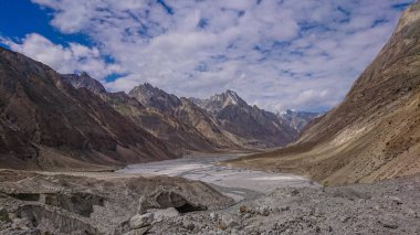 Braldu Nehri Kuzey Pakistan, K2 manzara trekking iz karakurum aralığında, Pakistan karakurum Dağları'nda trekking