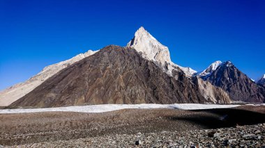 K2 ve Concordia karakurum Dağları Pakistan üzerinden geniş tepe