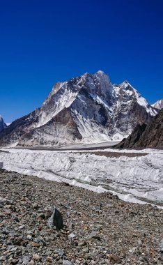 K2 ve Concordia karakurum Dağları Pakistan üzerinden geniş tepe