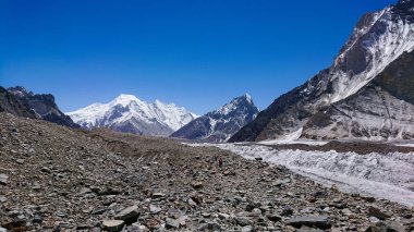 K2 ve Concordia karakurum Dağları Pakistan üzerinden geniş tepe