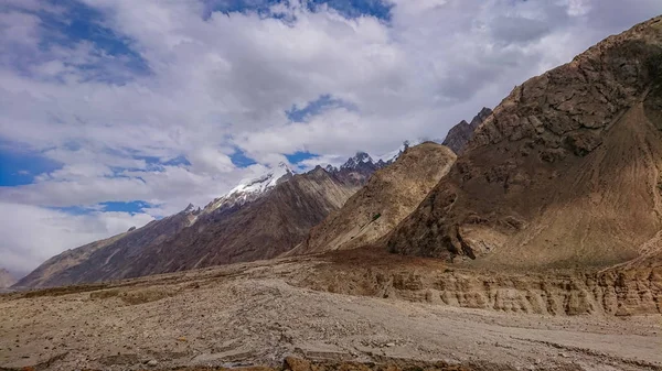 Wandelen Langs Rivier Braldu Karakorum Bergen Noord Pakistan Landschap Van — Stockfoto