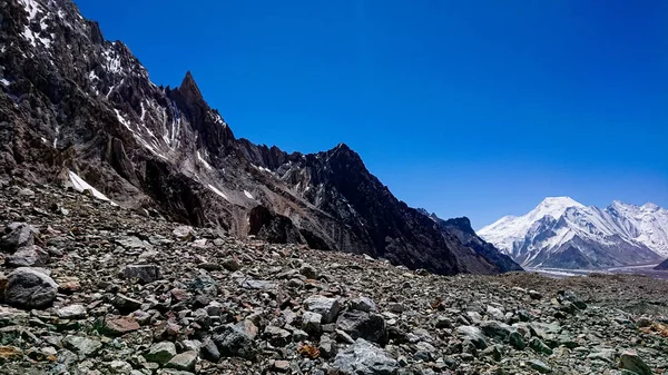 K2 ve Concordia karakurum Dağları Pakistan üzerinden geniş tepe