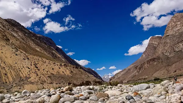 Braldu Nehri Kuzey Pakistan, K2 manzara trekking iz karakurum aralığında, Pakistan karakurum Dağları'nda trekking