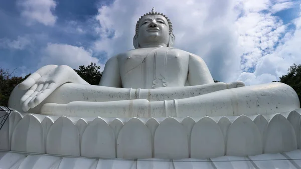 Vit Buddha Och Himmel Bakgrund Phra Buddha — Stockfoto